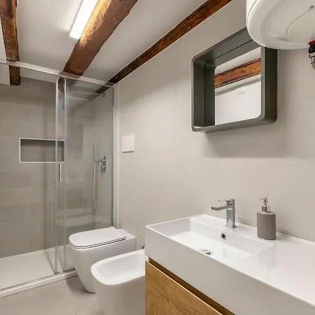 Longa By Welc Apartment